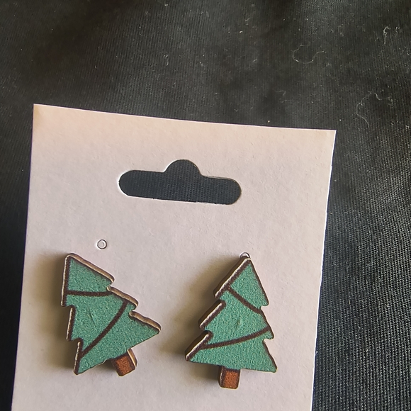 Hand Crafted Green and Brown Tree Stud Earrings - Picture 1 of 2